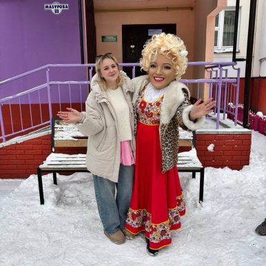 Ростовая кукла надежда кадышева поет на празднике