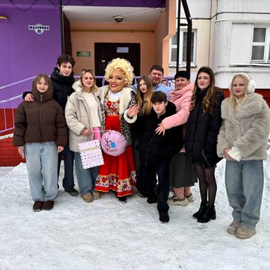 Фотосессия с ростовой куклой надежда кадышева